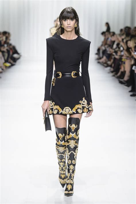 versace stile gotico|gianni versace fashion.